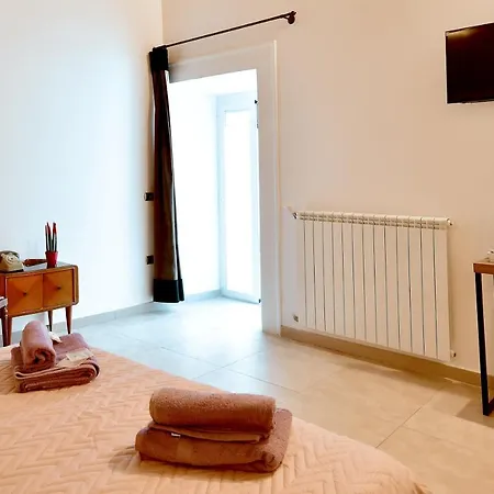 Di Affreschi E Volte * Naples