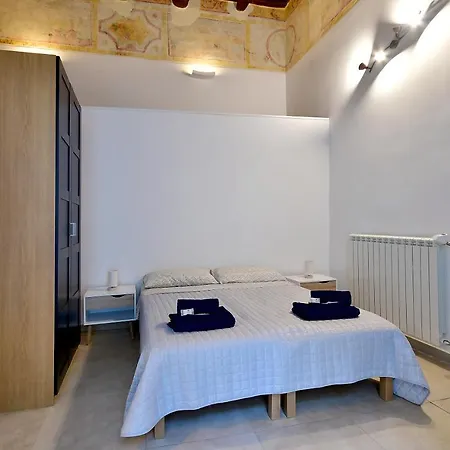 Di Affreschi E Volte Bed & Breakfast Napels