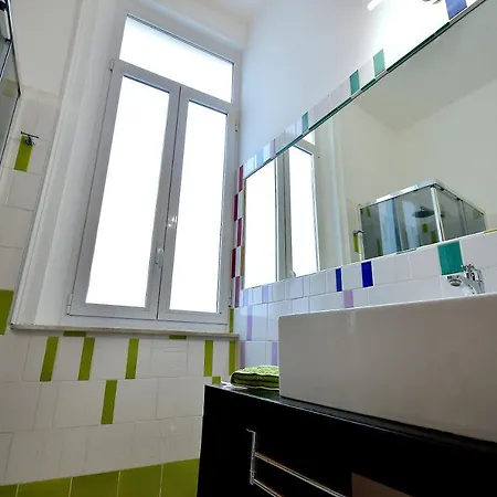 Bed and Breakfast Di Affreschi E Volte Νάπολη