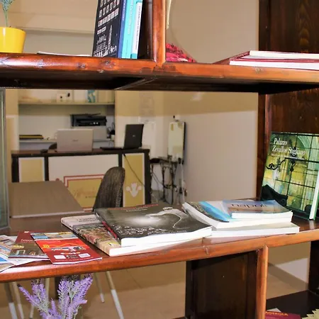 Bed and Breakfast Di Affreschi E Volte 4*