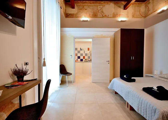 Di Affreschi E Volte