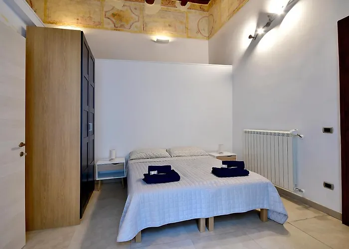 Di Affreschi E Volte Bed & Breakfast Neapol